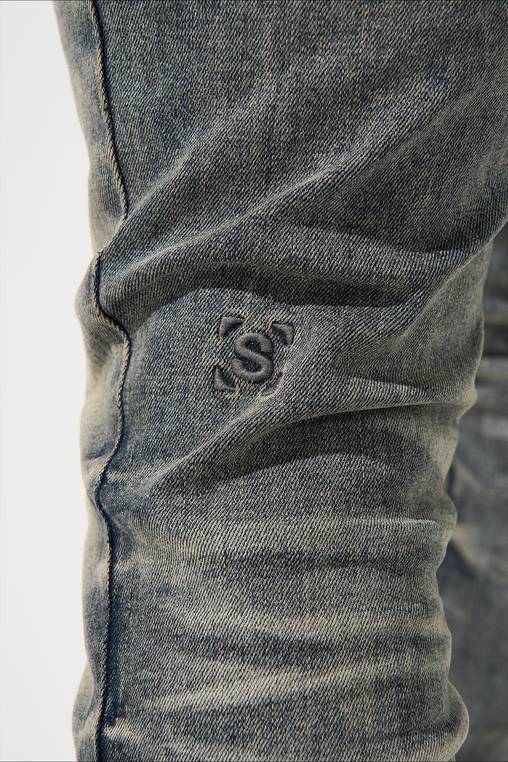 GUNMETAL Jeans - Image 14