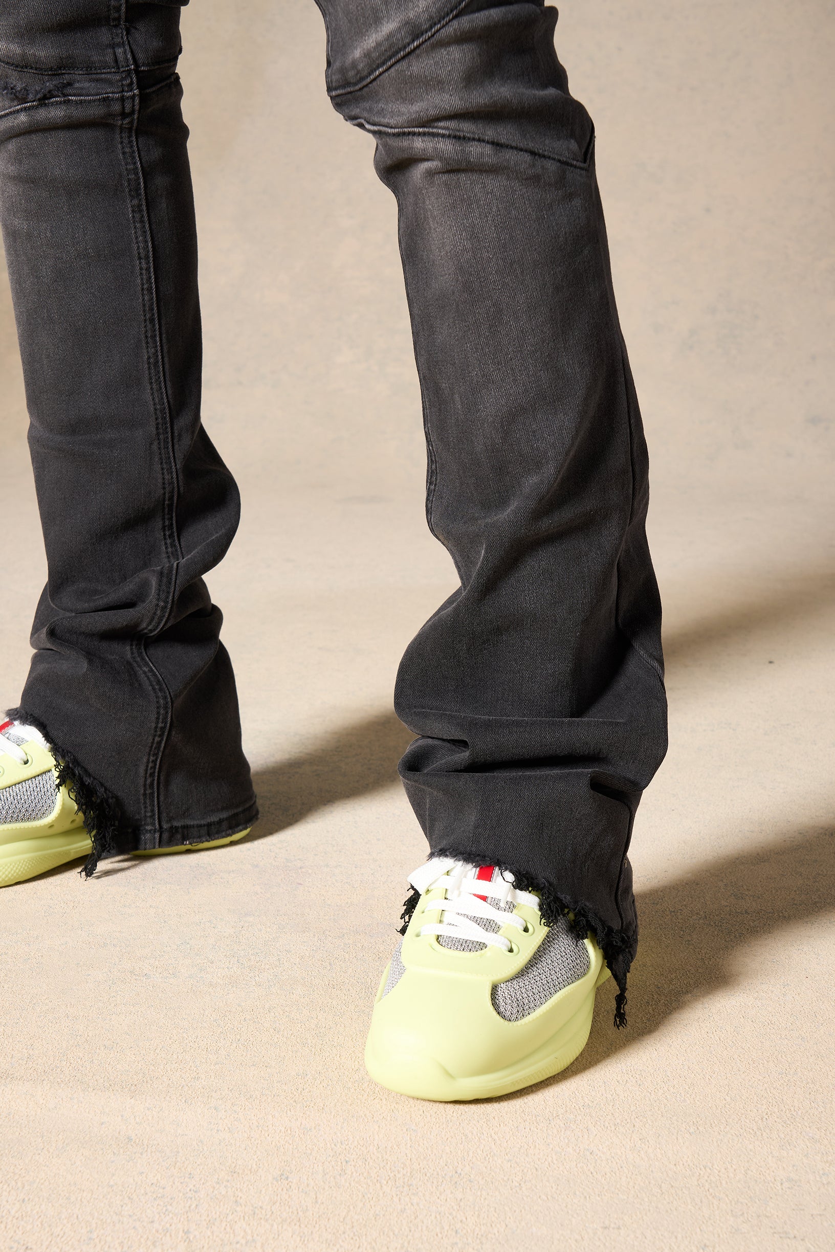 "NICKEL" Stacked Jeans - Image 6