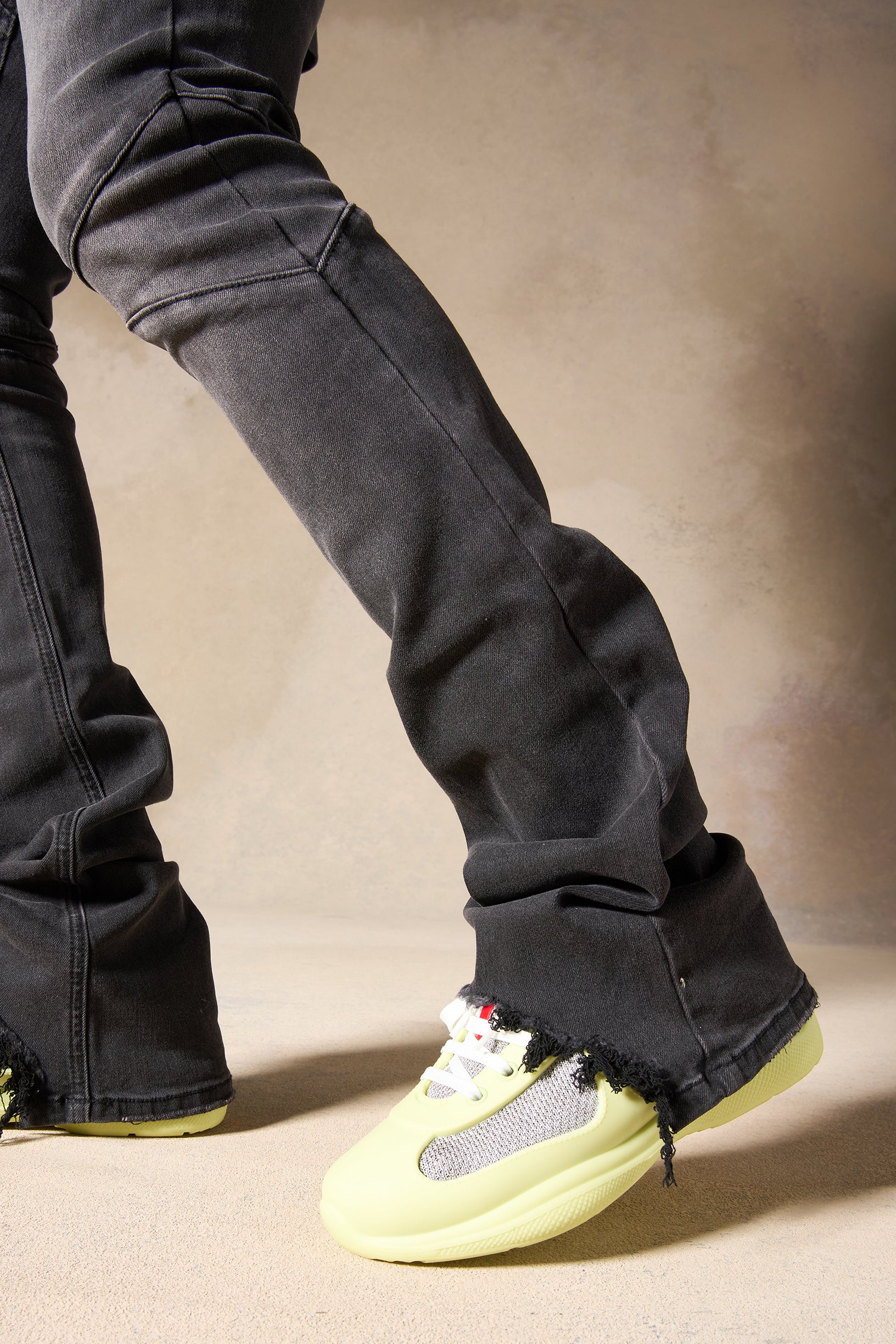"NICKEL" Stacked Jeans - Image 7