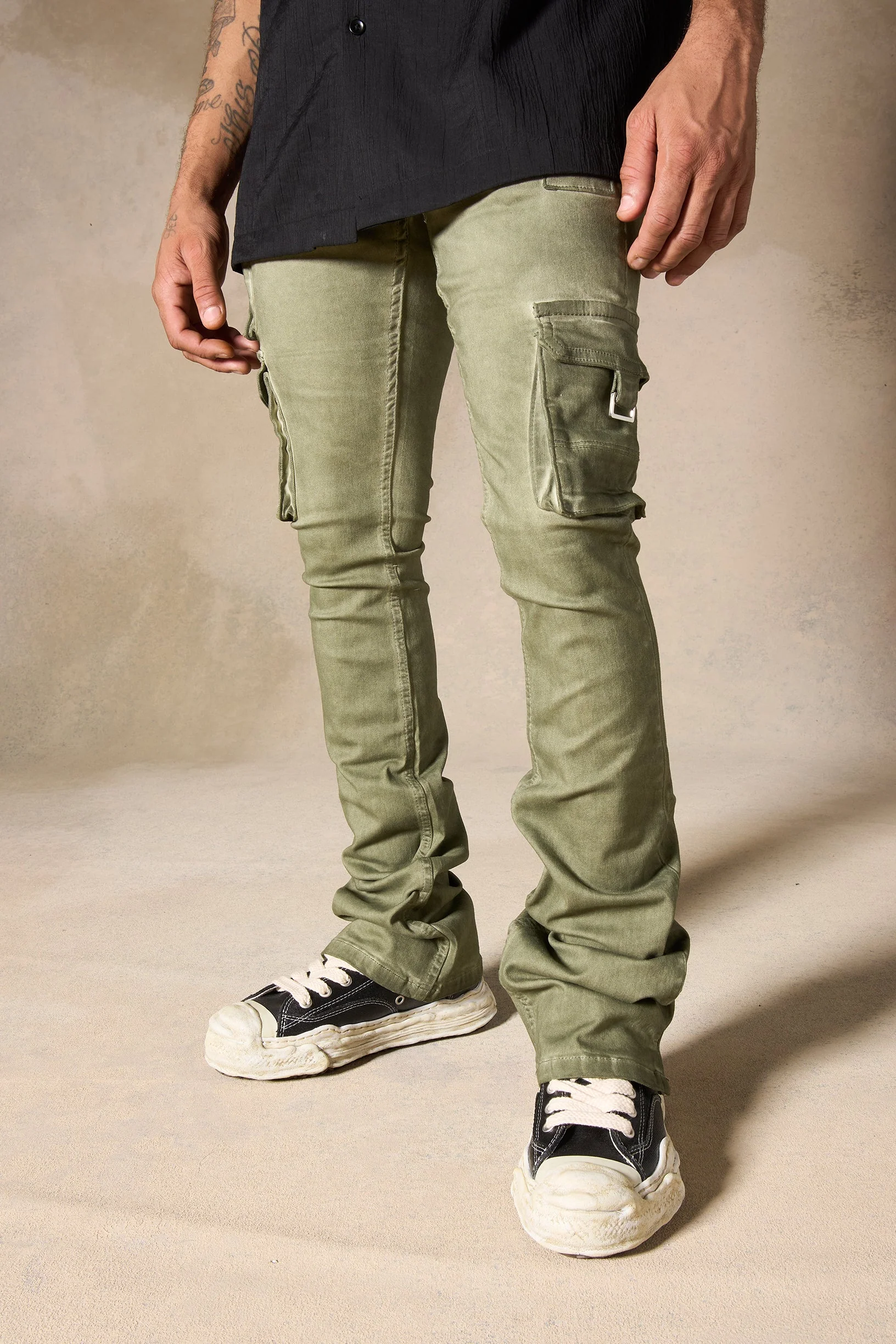 "OIL" Cargo Stacked Jeans - Image 3