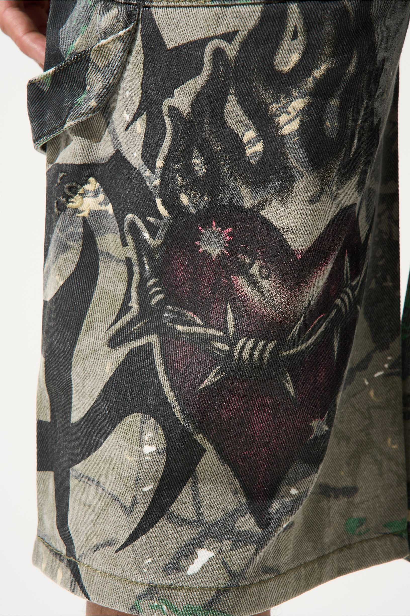 PARADI$E Denim Shorts - Image 9