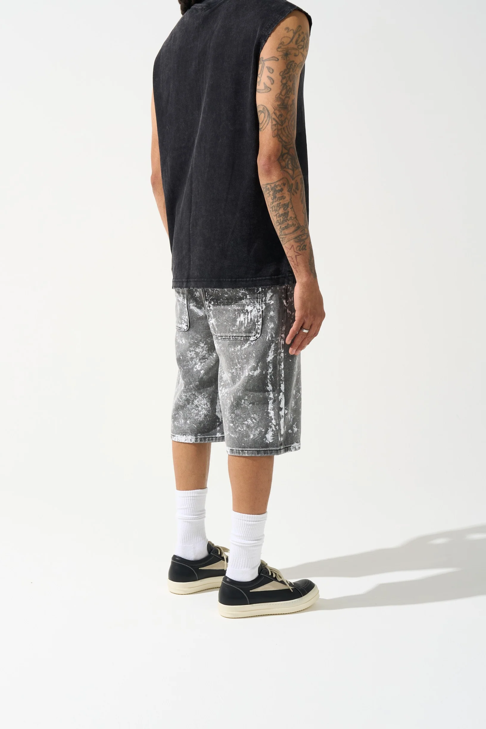 PINTURA Denim Shorts - Image 5
