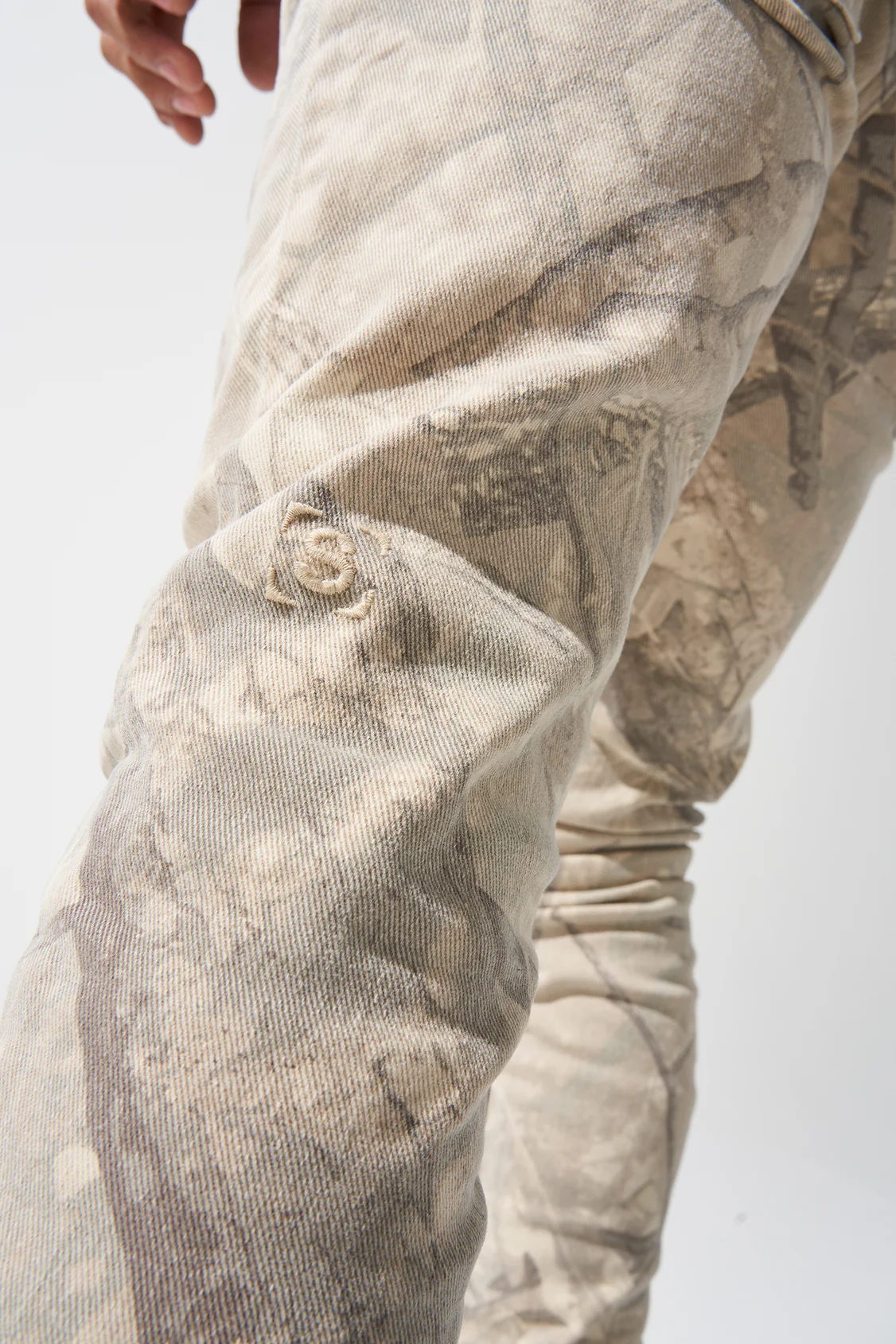 SIENNA Camo Jeans - Image 7