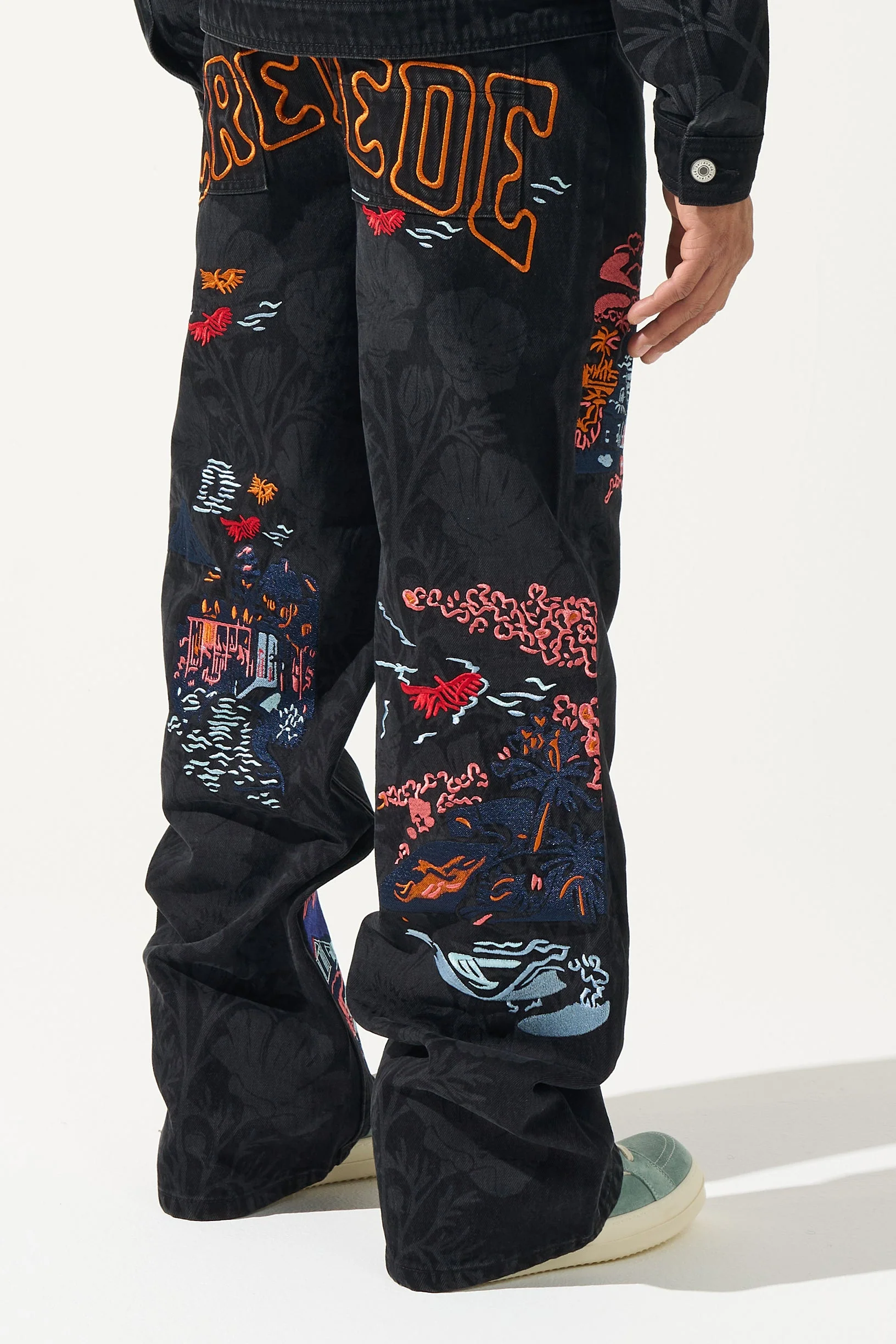 SOUVENIR Baggy Jeans - Image 5