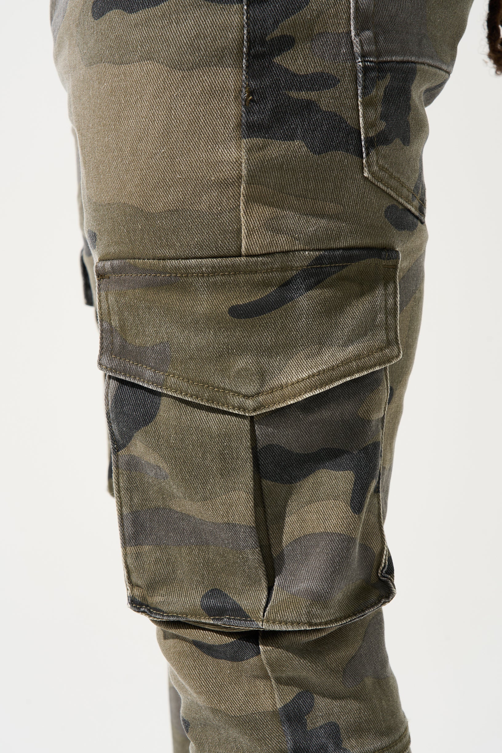 WARSAINT Cargo Jeans - Image 7